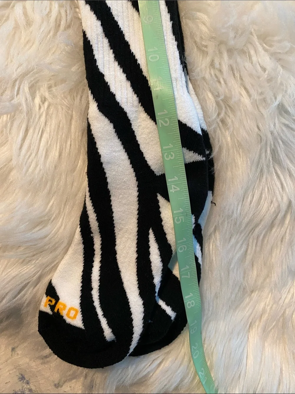 Nwt Black & White Zebra Print Knee-High Socks